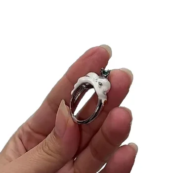 Az Új Elegáns, Friss, Kézzel Készült Zománc Fehér Nyúl Nyitó Gyűrűt, Első Választás Az Ajándék Gyűrű