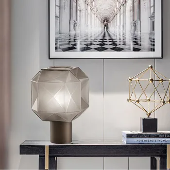 Északi Kreatív Gyémánt Üveg Asztal Lámpák Modern, Egyszerű, Nappali, Hálószoba Art Dekor Éjjeli Lámpa Füst Szürke Üveg Asztali Lámpa